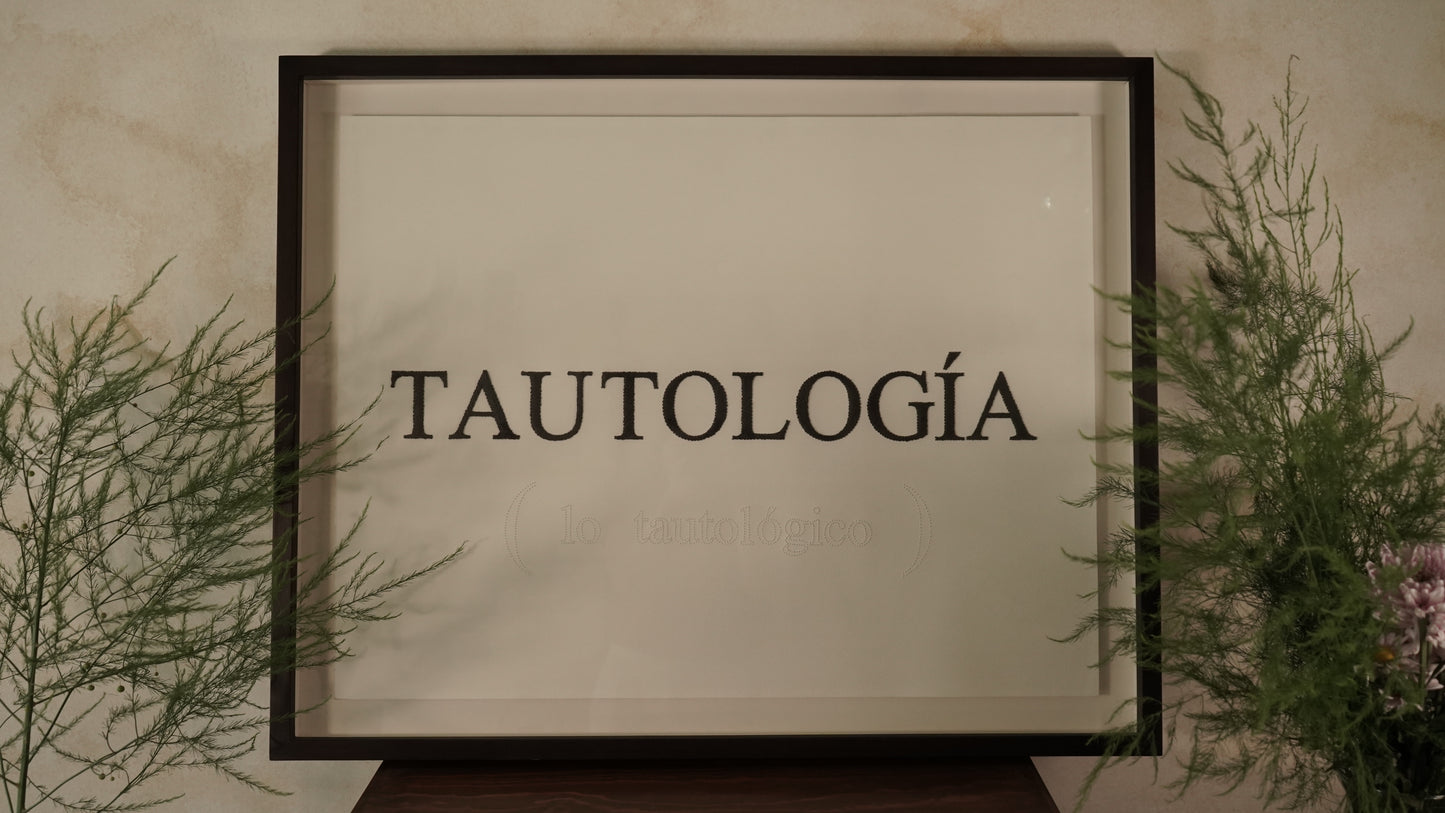 Tautología - Cuadro Tejido